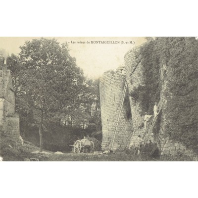 CPA - MONTAIGUILLON - Les Ruines - Années 1900