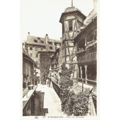 CPA - STRASBOURG - Cour Du Corbeau - Années 1920