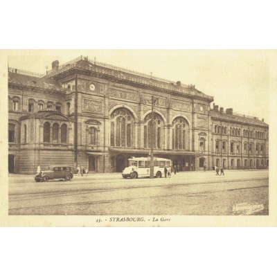 CPA - STRASBOURG - La Gare - Années 1930