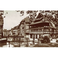 CPA - STRASBOURG - Le bain Aux Plantes - Années 1920