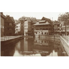 CPA - STRASBOURG - Le Bain Aux Plantes - Années 1940