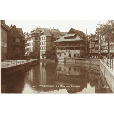 CPA - STRASBOURG - Le Bain Aux Plantes - Années 1940