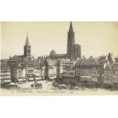 CPA - STRASBOURG - Place Kléber - Années 1920