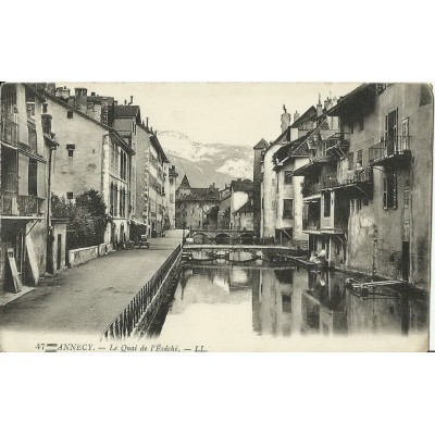 CPA: ANNECY. LE QUAI DE L'EVECHE. Années 1910 .