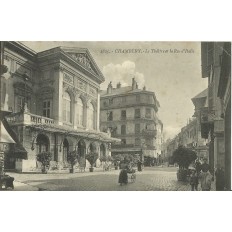 CPA: CHAMBERY, LE THEATRE ET LA RUE D'ITALIE.