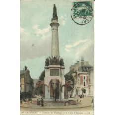 CPA: CHAMBERY. FONTAINE DES ELEPHANTS ET LA CAISSE d'EPARGNE. Années 1900.