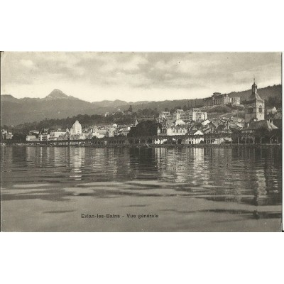 CPA: EVIAN-LES-BAINS. VUE GENERALE, vers 1940.