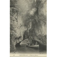 CPA: GRESY-SUR-AIX. GORGES DU SIERROZ. BARQUE A VAPEUR. Années 1900.