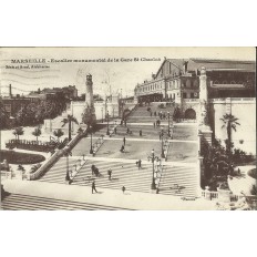 CPA: MARSEILLE, GARE SAINT-CHARLES, ANNEES 1930.