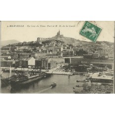 CPA: MARSEILLE, UN COIN DU VIEUX PORT, ANNEES 1900.