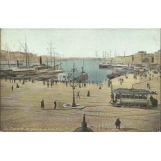 CPA: MARSEILLE,VUE GENERALE DU VIEUX PORT, ANIMEE EN COULEURS, vers 1900.