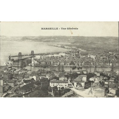 CPA: MARSEILLE,VUE GENERALE, QUARTIER DU PORT, ANNEES 1910.