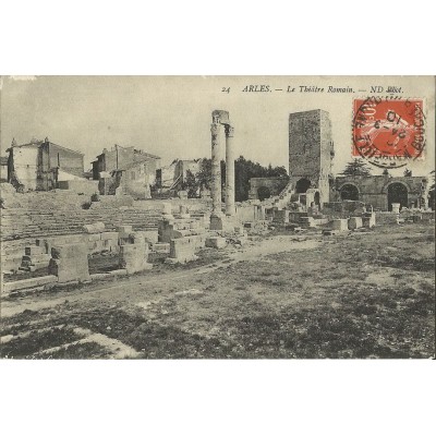 CPA: ARLES, LE THEATRE ROMAIN, vers 1910.