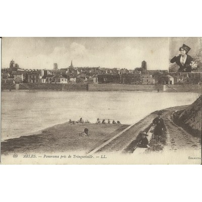 CPA: ARLES, PANORAMA pris de TRINQUETAILLE, vers 1910.