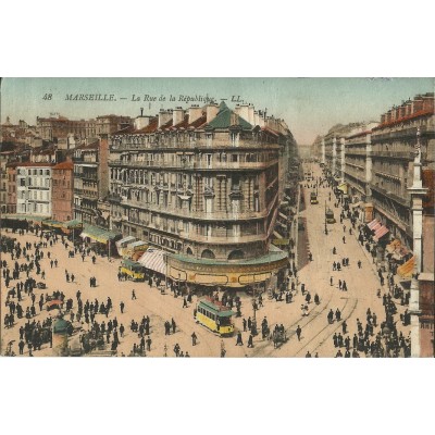 CPA: MARSEILLE, LA RUE DE LA REPUBLIQUE, ANNEES 1910/20.