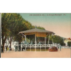 CPA: GRASSE, LE KIOSQUE MUNICIPAL, Années 1930