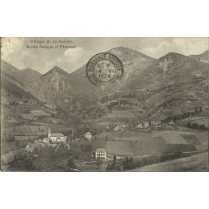 CPA: VILLAGE DE LA SALETTE, MONTS GARGAS ET PLANEAU, vers 1930.