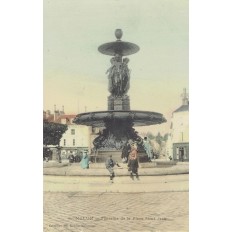 CPA - MELUN - Fontaine De La Place St Jean - Années 1910