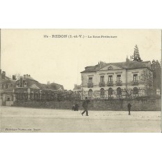 CPA: REDON, LA SOUS-PREFECTURE, vers 1900