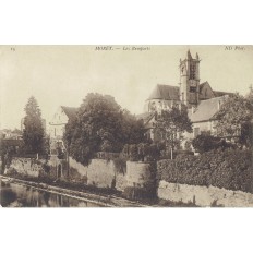 CPA - MORET SUR LOING - Les Remparts - Années 1910