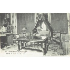 CPA - PALAIS DE FONTAINEBLEAU - Cabinet De Travail De Napoléon 1er. - Années 1920