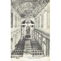 CPA - PALAIS DE FONTAINEBLEAU - La Chapelle De La Trinité - Années 1920