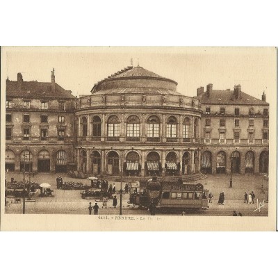 CPA: RENNES, LE TRAMWAY AU THEATRE vers 1910