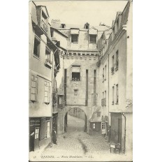 CPA: RENNES, UNE VUE DE LA PORTE MORDELAISE, vers 1900