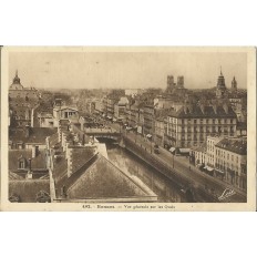 CPA: RENNES. VUE GENERALE SUR LES QUAIS, Années 1920.