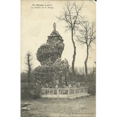 CPA: MESSAC, Le Rocher de la Vierge, vers 1910