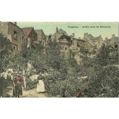 CPA: FOUGERES, JARDINS SOUS LES REMPARTS, vers 1910