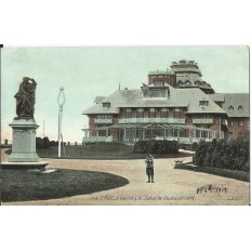 CPA: SAINT-MALO, LE CASINO, LA STATUE de CHATEAUBRIAND, vers 1910