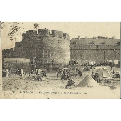 CPA: SAINT-MALO, La Grande Plage et la Tour des Dames, vers 1920