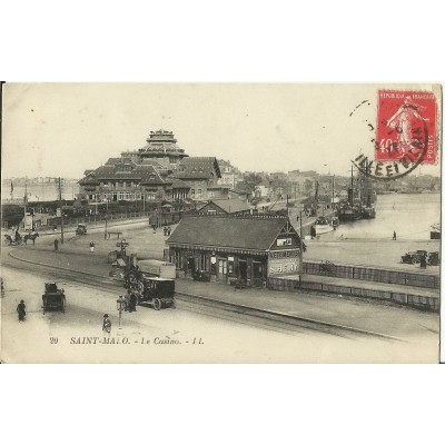 CPA: SAINT-MALO, UNE VUE SUR LE CASINO (ANIMATION), vers 1920