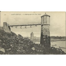 CPA: SAINT-SERVAN, Le Maréographe et la Tour Solidor, vers 1900.