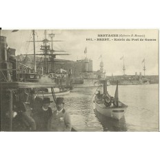 CPA: BREST, Entrée du Port de Guerre, vers 1900