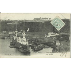 CPA: BREST, Le Fond du Port de Guerre, le "Bruix", vers 1900