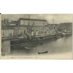 CPA: BREST, Vue sur le Port de Guerre, années 1910