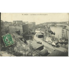 CPA: BREST, Le Chateau & Port de Guerre, vers 1910