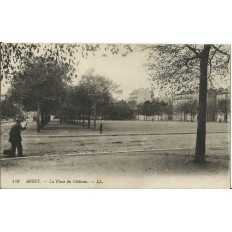 CPA: BREST, La Place du Chateau, vers 1910