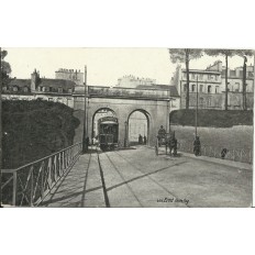 CPA: BREST, CARRIOLE ET TRAMWAY, Porte Foy, vers 1900