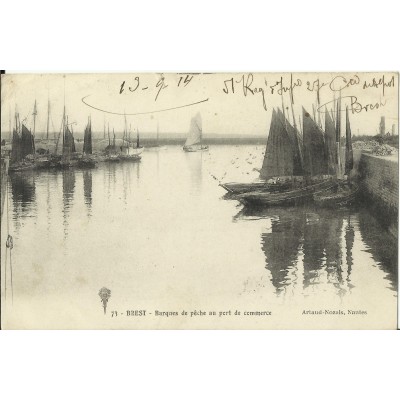 CPA: BREST, Barques de Peche au Port de Commerce, vers 1910