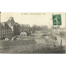 CPA: BREST, Vue sur la Caserne du 2e Colonial, vers 1900