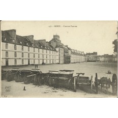 CPA: BREST, Vue de la Caserne Fautras, années 1910