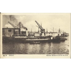 CPA: BREST, Bateaux faisant le service du Fret, vers 1920