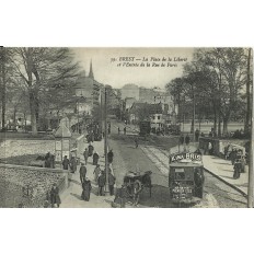 CPA: BREST, Place de la Liberté & entrée rue de Paris, vers 1900