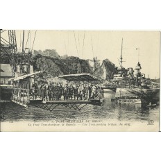 CPA: BREST, Port Militaire.Nacelle du Pont Transbordeur, vers 1910