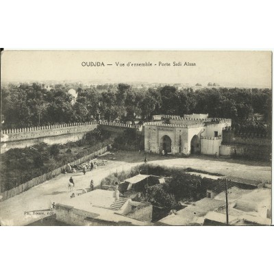 CPA: MAROC, OUJDA, Vue d'Ensemble - Porte Sidi Aissa, années 1910