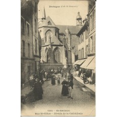 CPA: SAINT-BRIEUC, Rue Saint-Gilles, années 1900