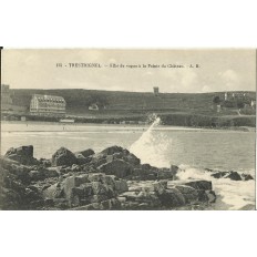 CPA: TRESTRIGNEL, Effet de vague, Pointe du Chateau, années 1910